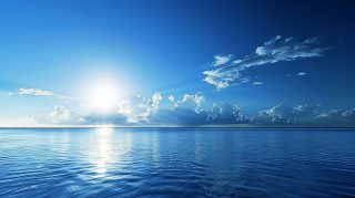 HD Blue Water Image: Tranquil Desktop Background