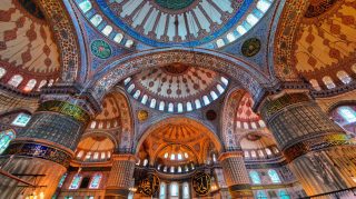 Download Beautiful Islamic Architecture Photos in 4k Resolution