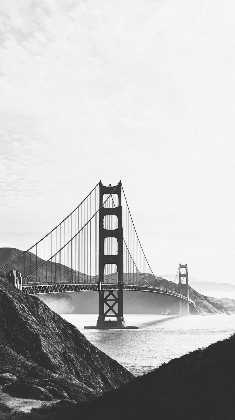 Stunning Black and White Golden Gate Bridge Photo Download