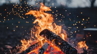 Free Stock Photos: Campfire Wallpapers You Can Download