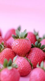 Aesthetic Digital Backgrounds: Pink Strawberry for Android