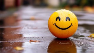 Ultra HD Smile Face Wallpaper for Desktop Background