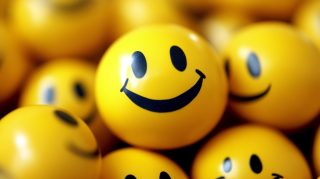 Charming Smiley Face Wallpaper For Desktop in 16:9