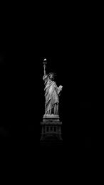 Elegant Digital Background for iPhone with Statue of Liberty